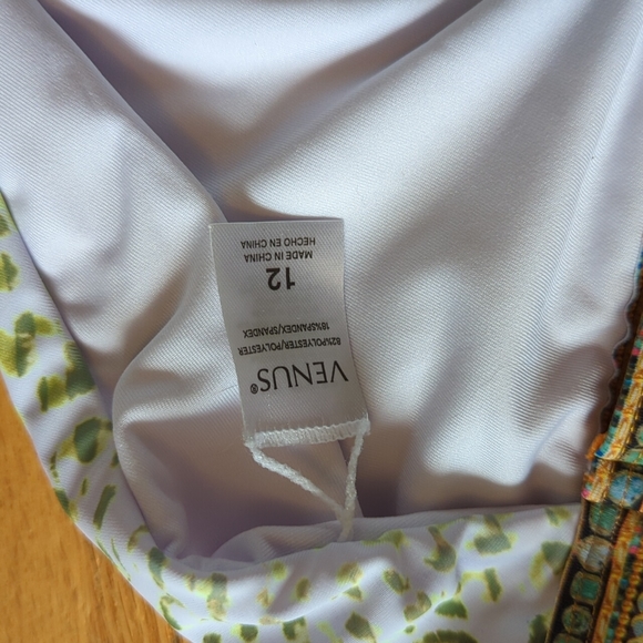 3 PC set - Picture 4 of 5